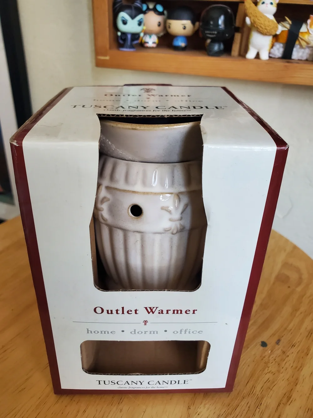 Tuscany Candle Cream Outlet Warmer